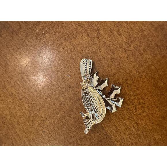 Red Cardinal Bird Brooch with Green Holly Leaves - Picture 2 of 3